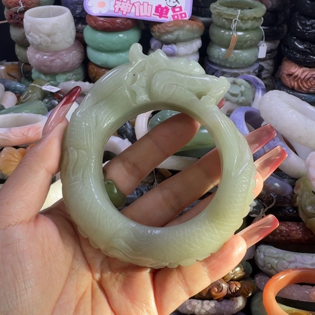 石英质玉（佘太翠）未镶嵌手镯19，57，不退换