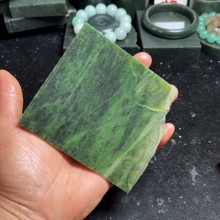 和田玉（糖玉）未镶嵌珠宝奇石