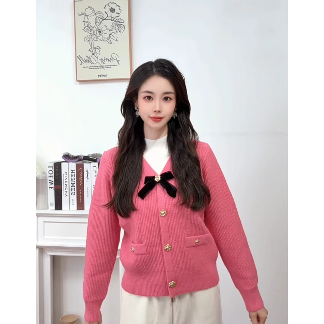 IEF/爱依服2025冬季新款法式温柔甜美淑女气质拼接设计毛织上衣