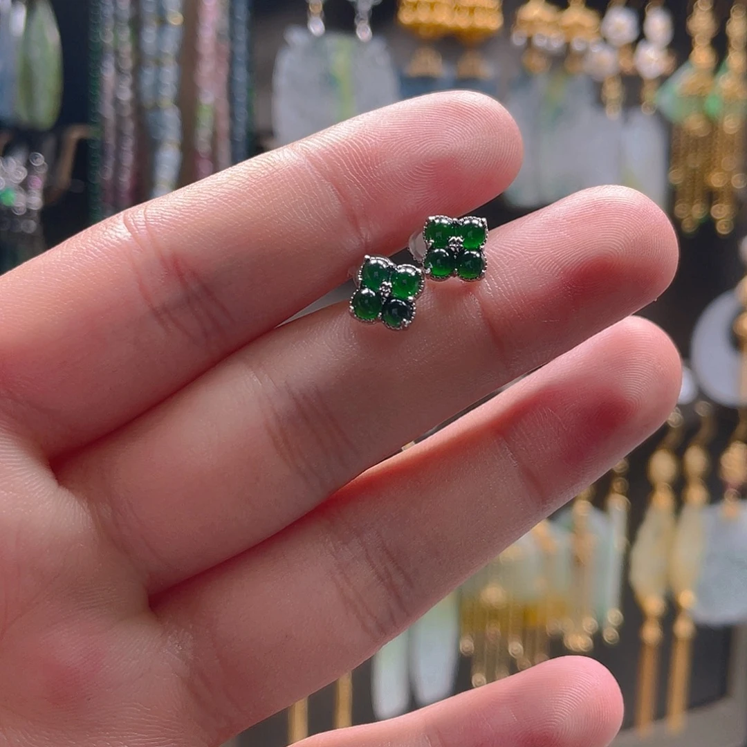 翡翠未镶嵌耳饰翡翠