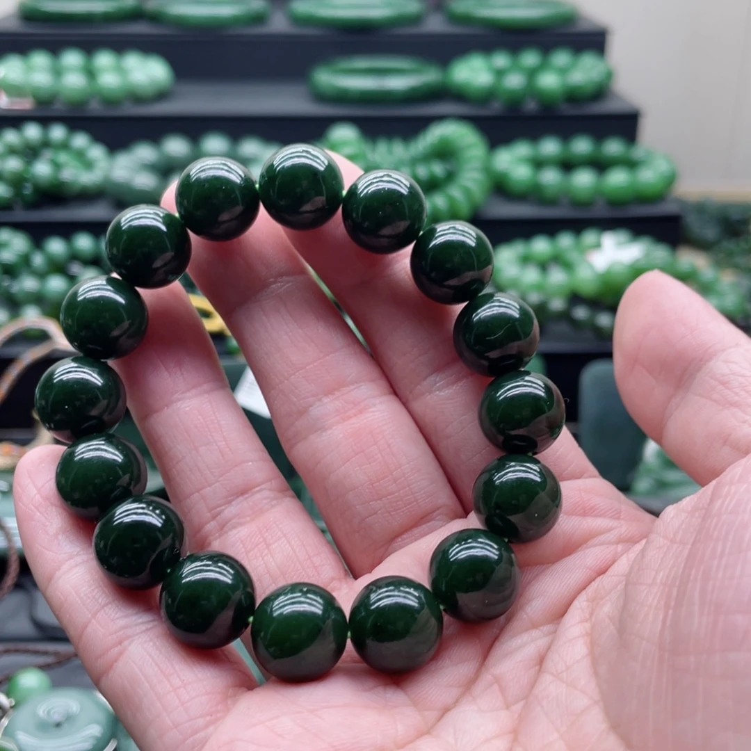 和田玉（碧玉）未镶嵌手链