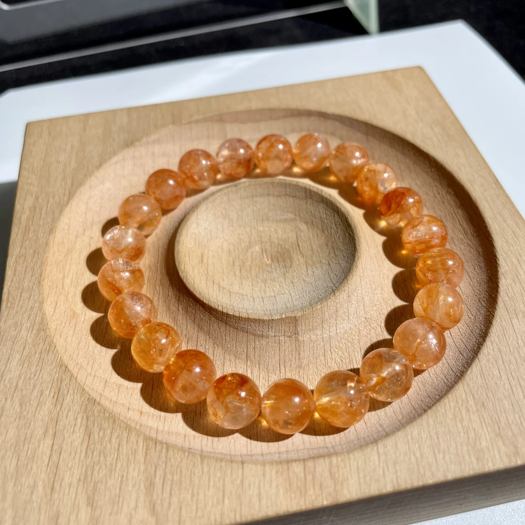 巴西芬达色胶花水晶手串8-9mm KT24101710