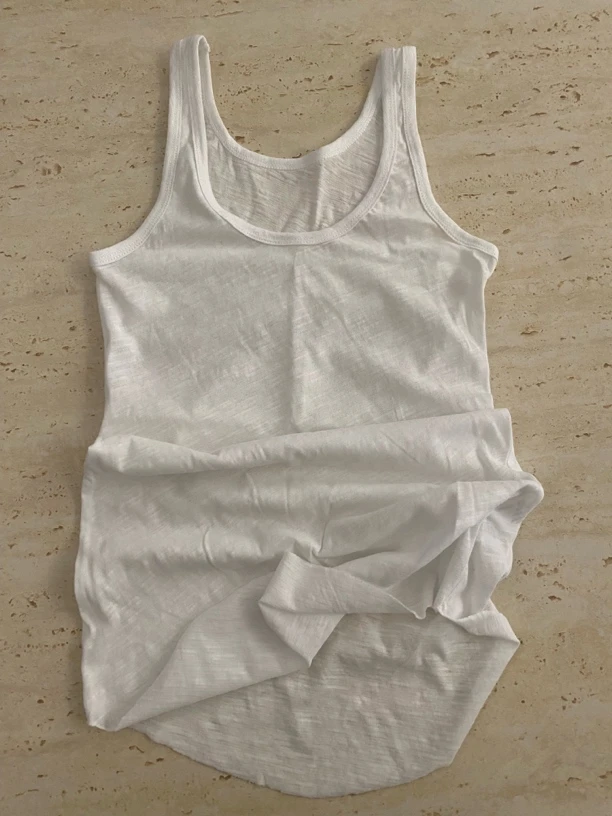 炫色极简百搭薄款高弹白色背心