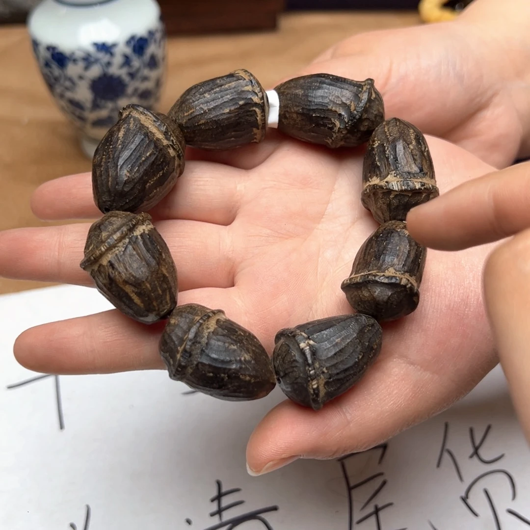 大叶紫檀（黑酸枝木类）