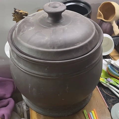 微瑕，不能明火，口径28，高25，20斤米缸