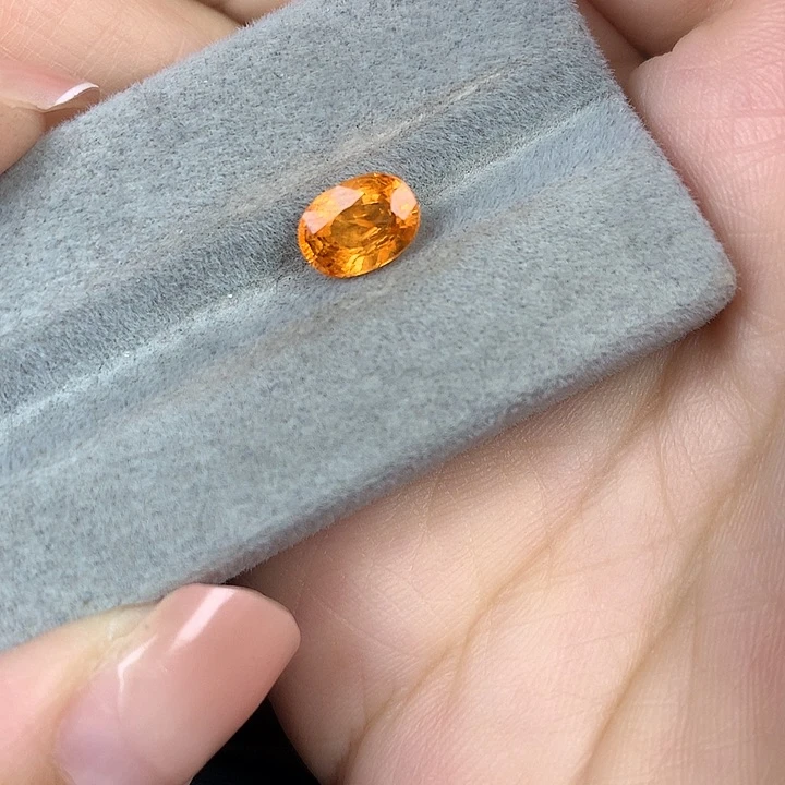石榴石裸石未镶嵌2.25ct芬达石