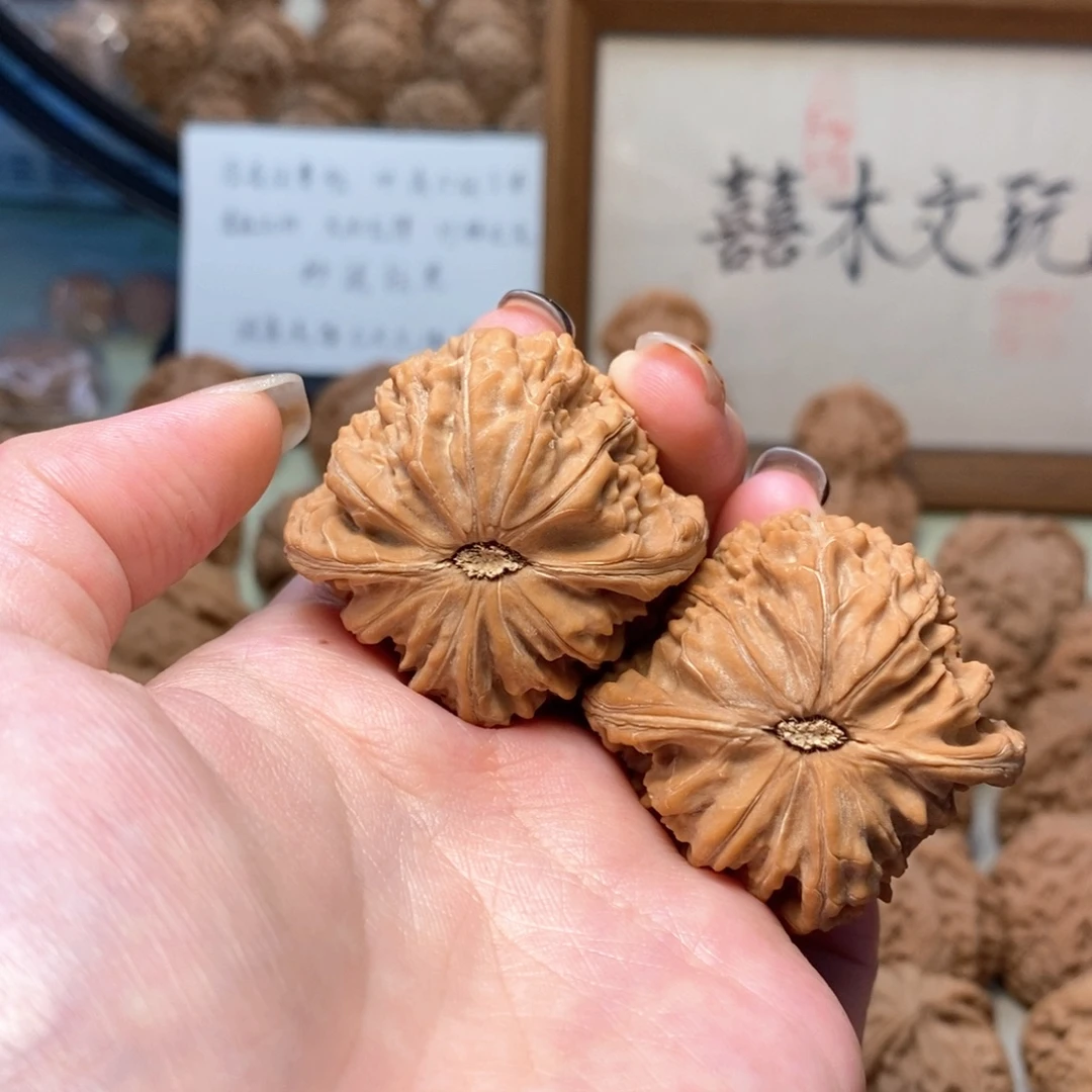 宫***诚把件文玩核桃11111111111111111