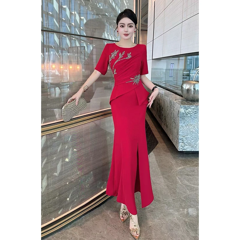 2025春夏高定女装礼服裙修身订珠包臀鱼尾长裙晚宴喜妈妈连衣裙红