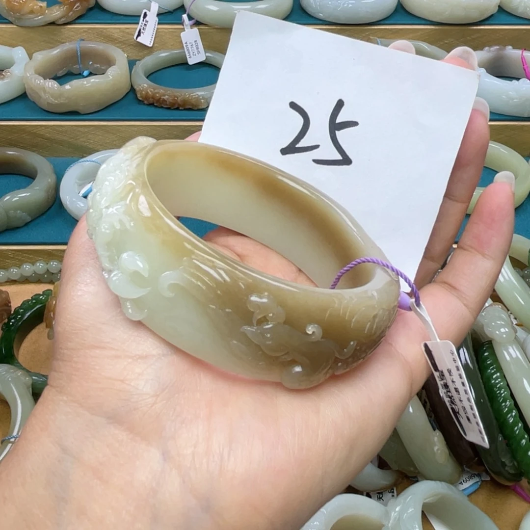 未镶嵌手镯和田玉圈口57