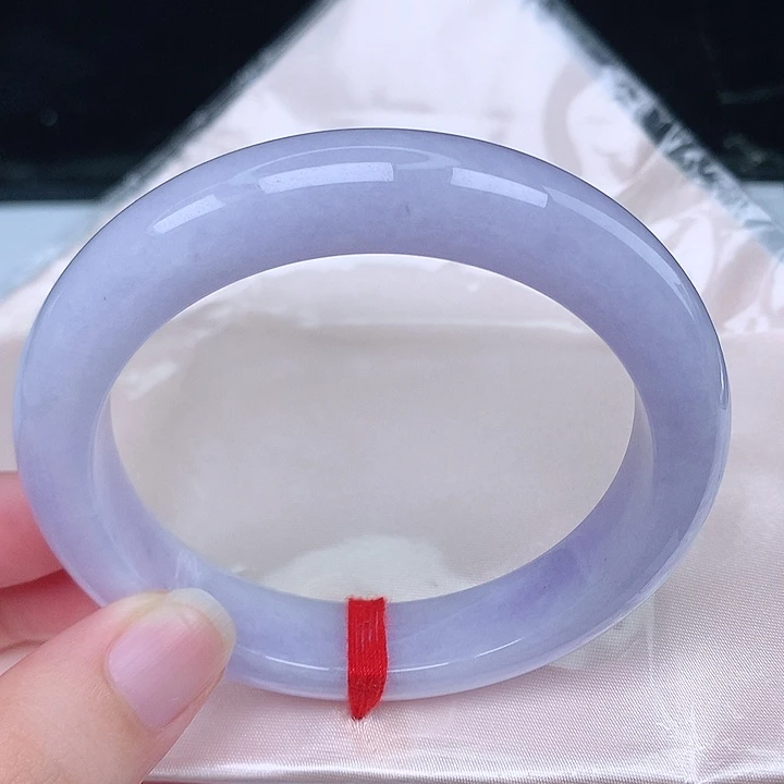 翡翠手镯未镶嵌天然