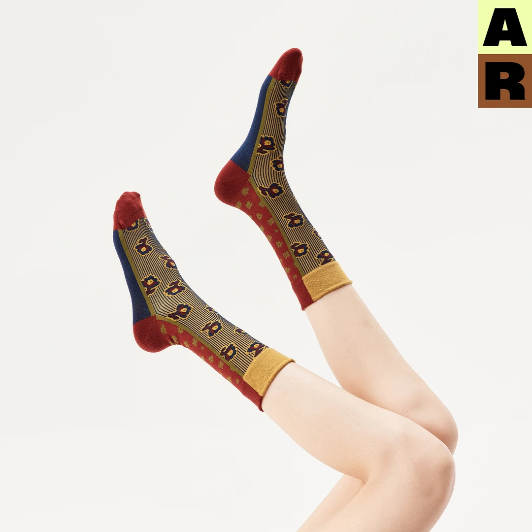 AR复古花苞中筒袜棕色美拉德2025新款秋无骨外穿花朵乐福鞋袜子女