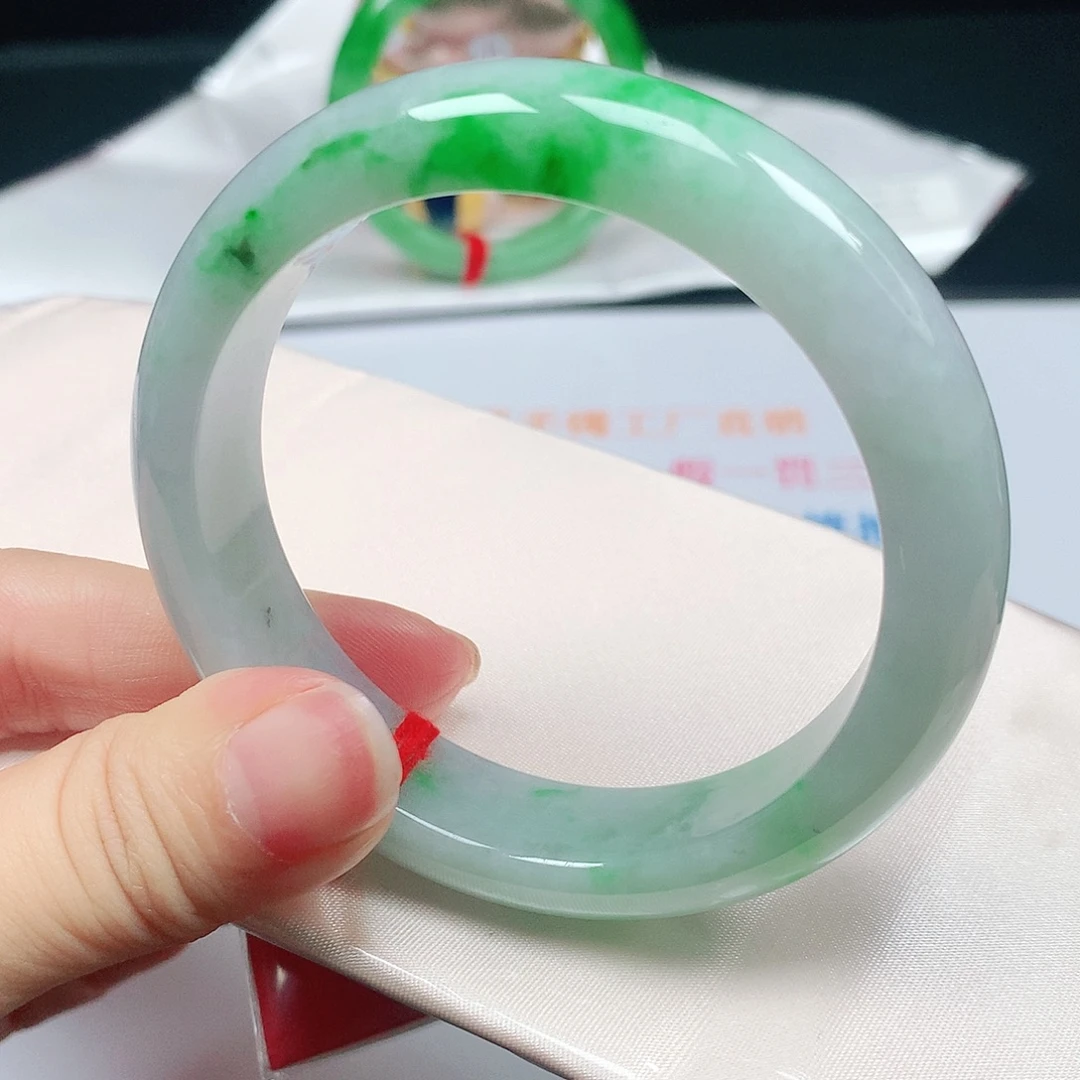 翡翠未镶嵌手镯1475
