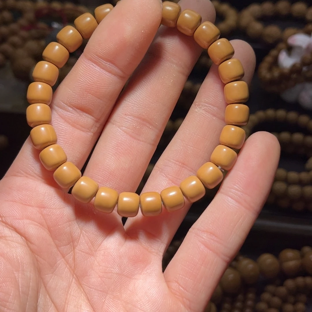 猴头核桃吊坠8+道珠龙岩料全品无瑕无药