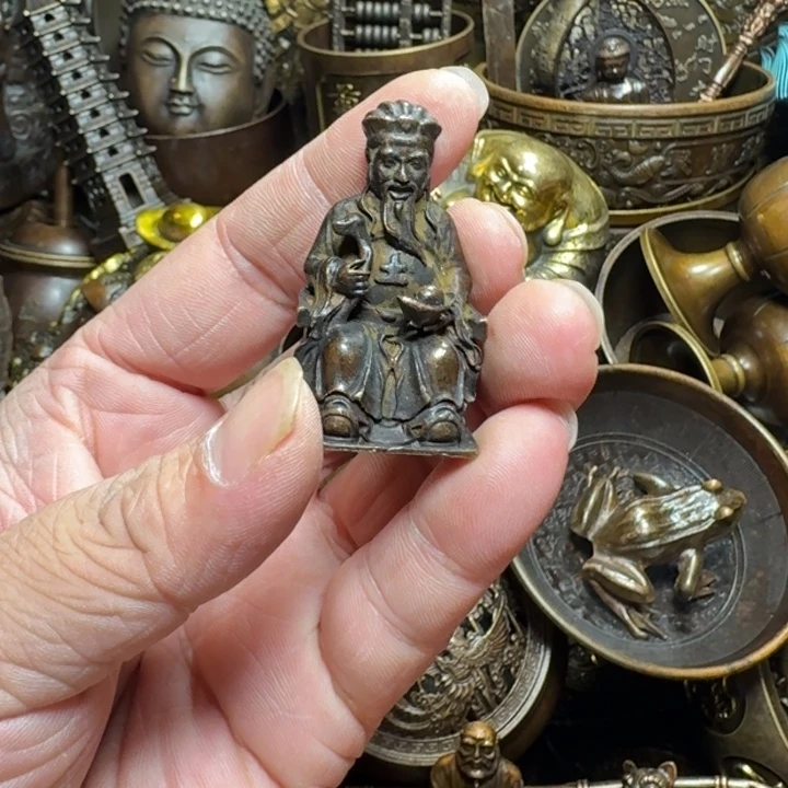 铜器摆件收收藏藏