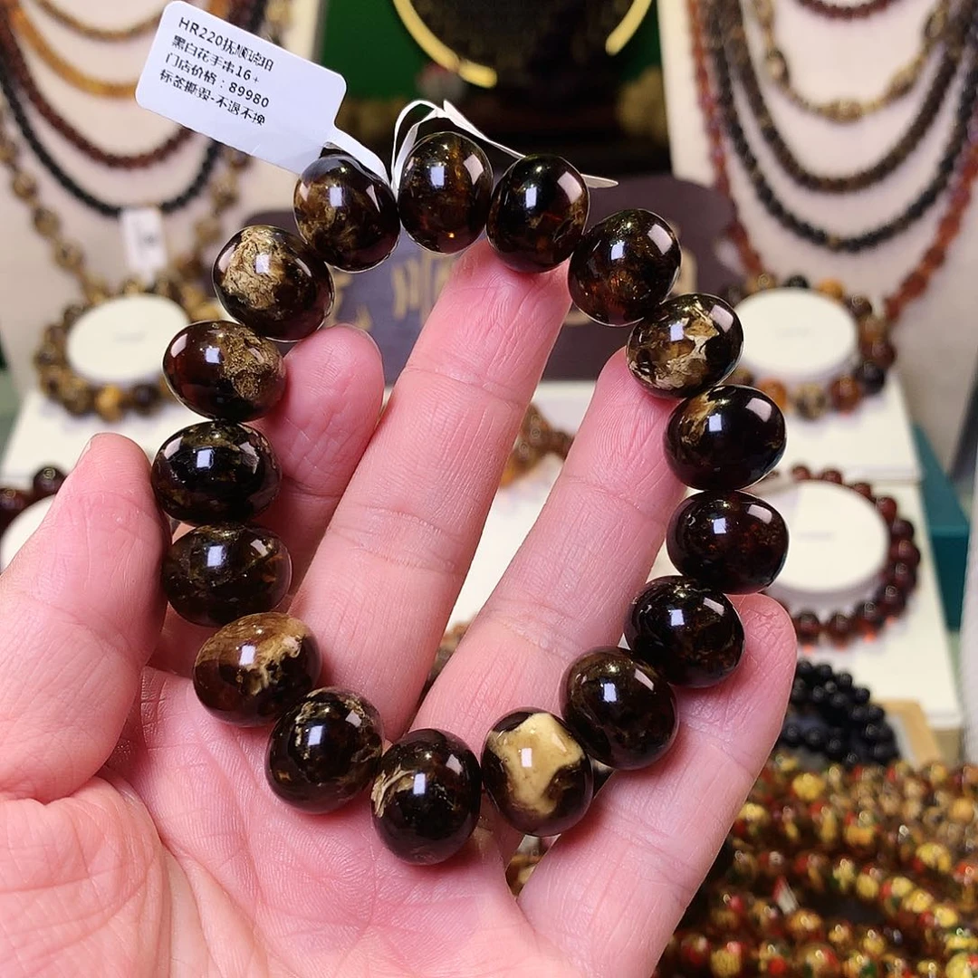 未镶嵌琥珀裸石数****g