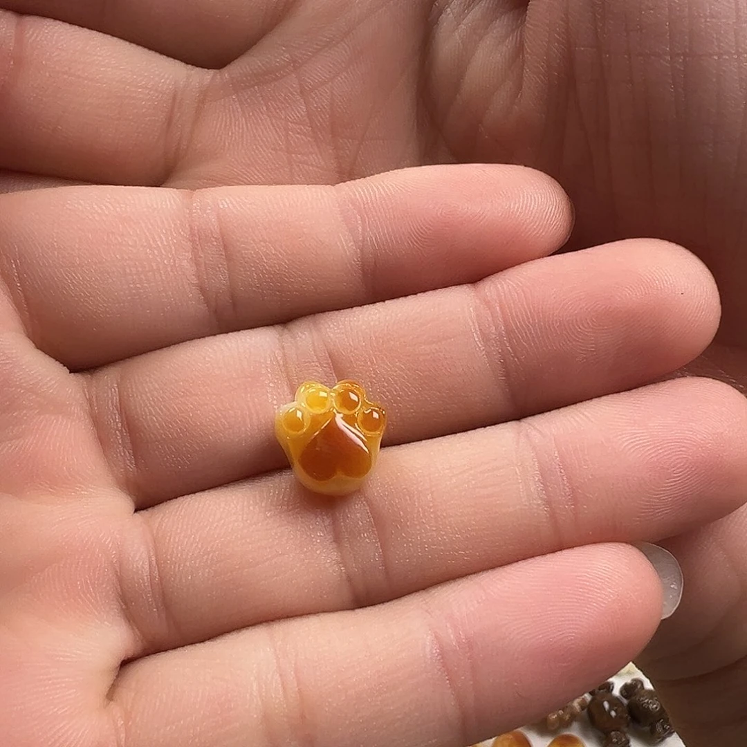 蜜蜡颈饰未镶嵌熊掌（打孔不退换）