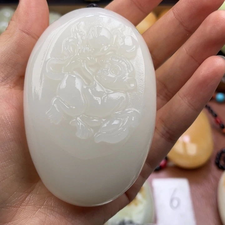 A***a石材天然古青石手把件