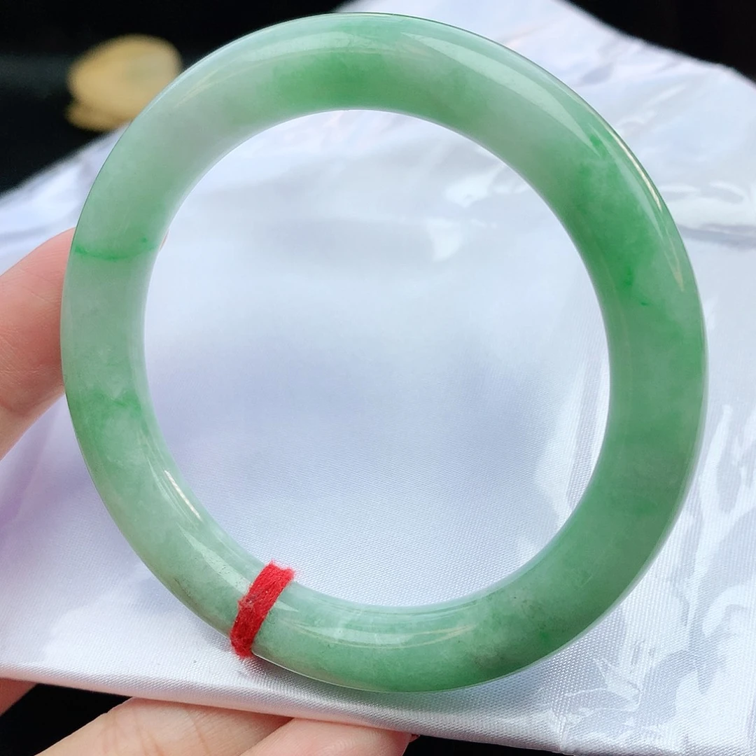 翡翠手镯未镶嵌55圆条882271