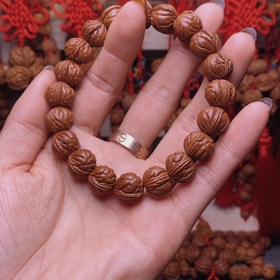 桃核吊坠龙纹桃枭