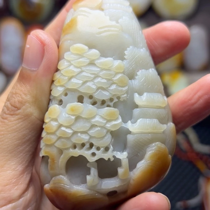 和田玉未镶嵌颈饰