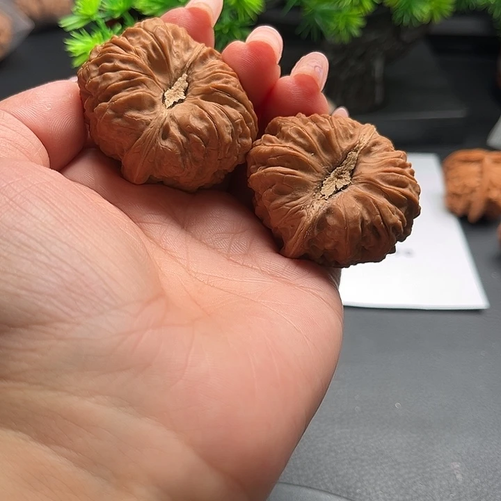 汪***食核桃41平谷凹底核桃