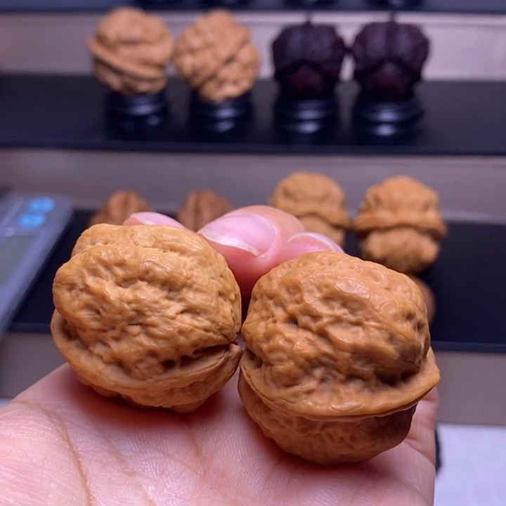 文玩核桃把件玉龙金蟾20