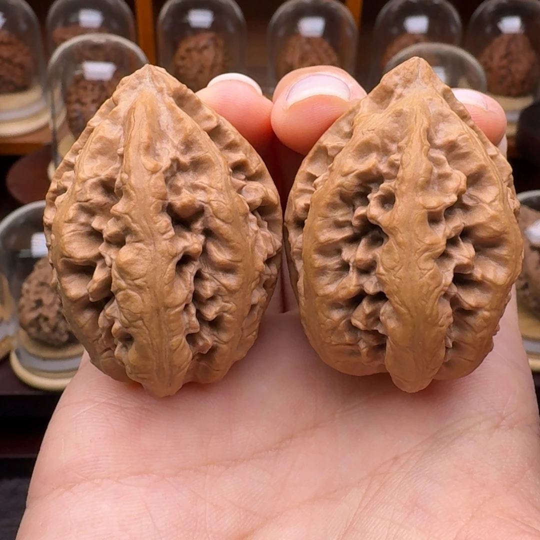 文玩核桃把件八棱塔