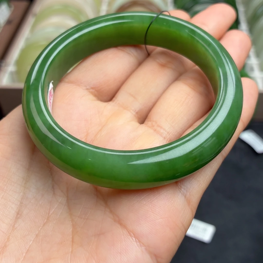 和田玉未镶嵌手镯碧玉辣阳绿54圈