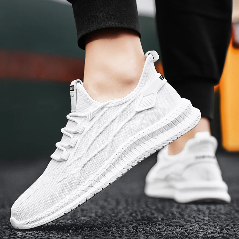 运动鞋男2025新款春夏飞织网面透气轻便薄款跑步防臭休闲潮鞋