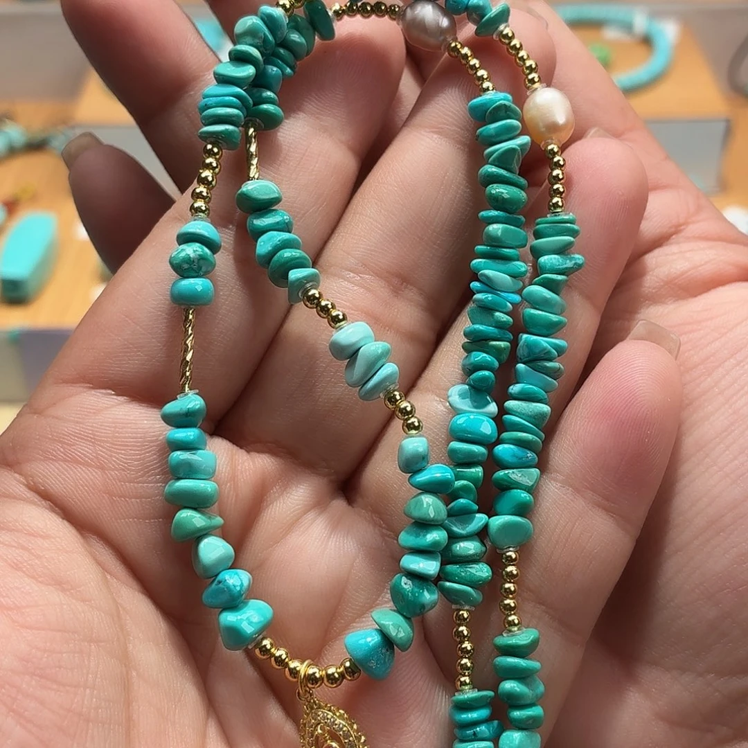 绿松石未镶嵌珠宝奇石