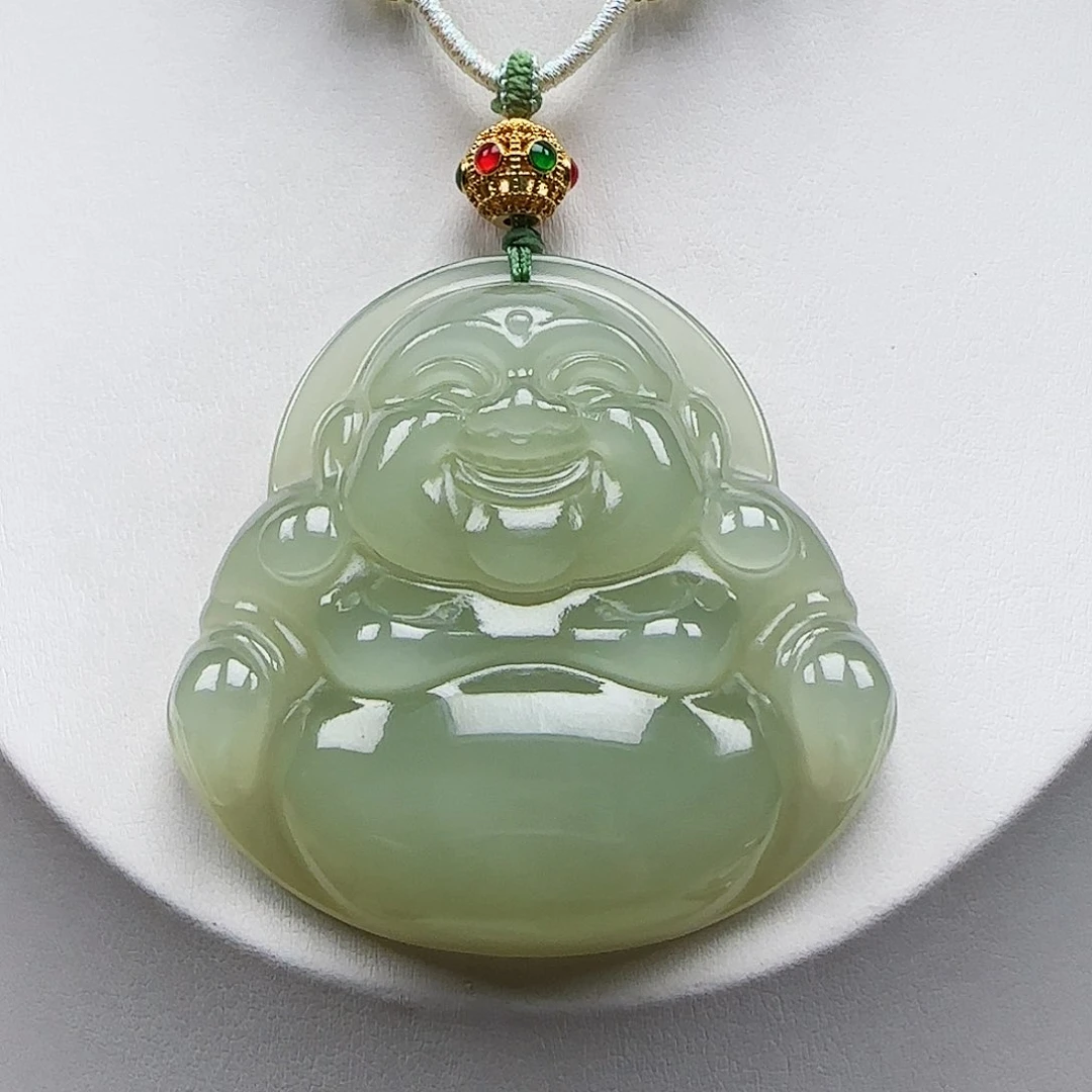 心***丹和田玉足金镶嵌颈饰