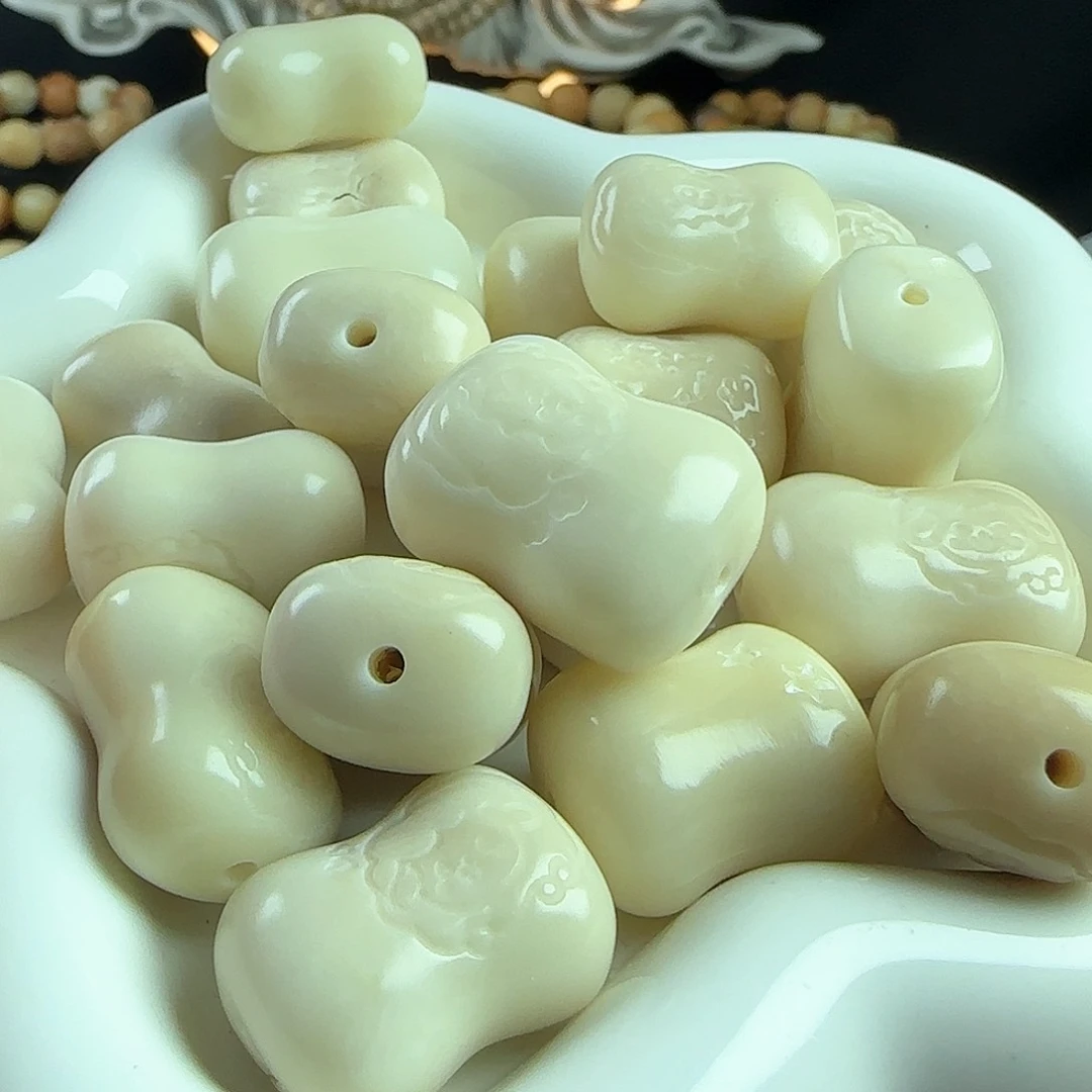 菩提根/象牙果手串瑕疵白色香皂5颗不挑瑕有裂