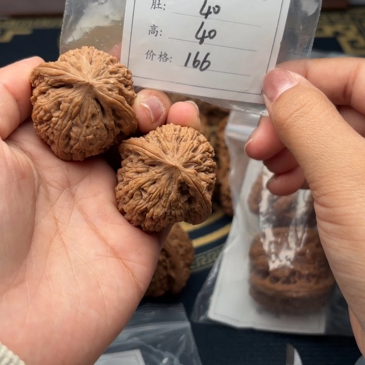 文玩核桃把件如***.密纹121