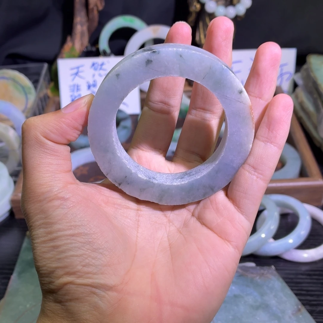 定制翡翠未镶嵌天然翡翠A货毛胚手镯