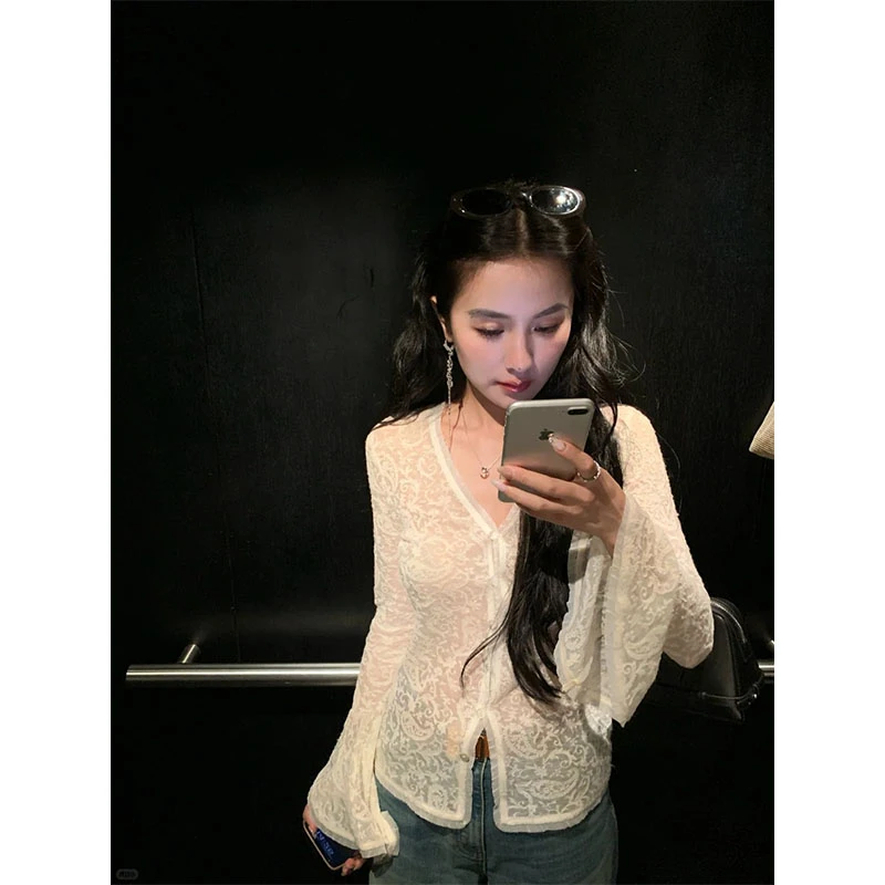 法式早秋轻奢高级感巨好看洋气减龄气质白色蕾丝衬衫高腰牛仔长裤