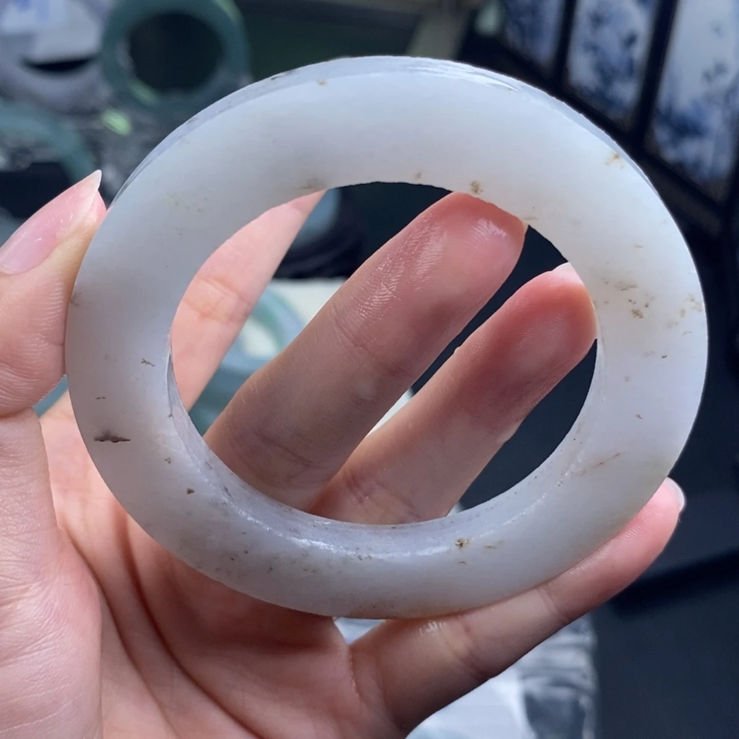 定制翡翠未镶嵌翡翠手镯瑕疵大漏