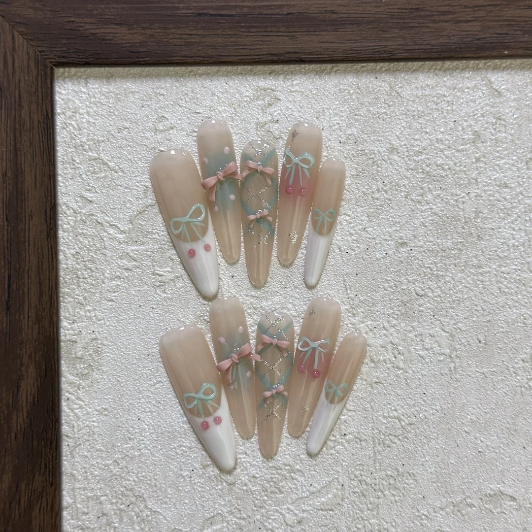 二手玫瑰 | 法式蝴蝶结元素轻奢气质手工穿戴甲