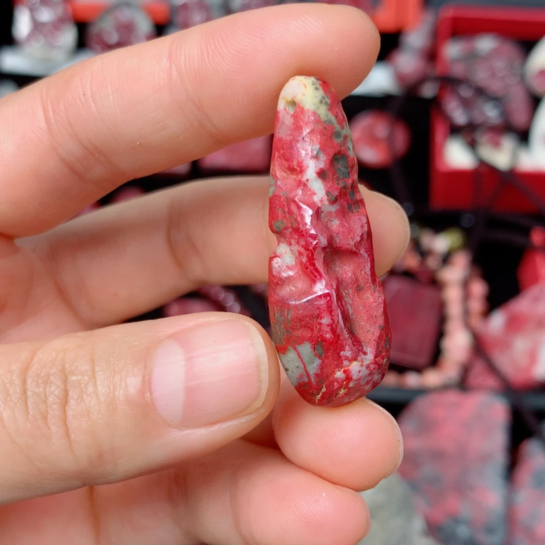 天然辰砂天然吊坠