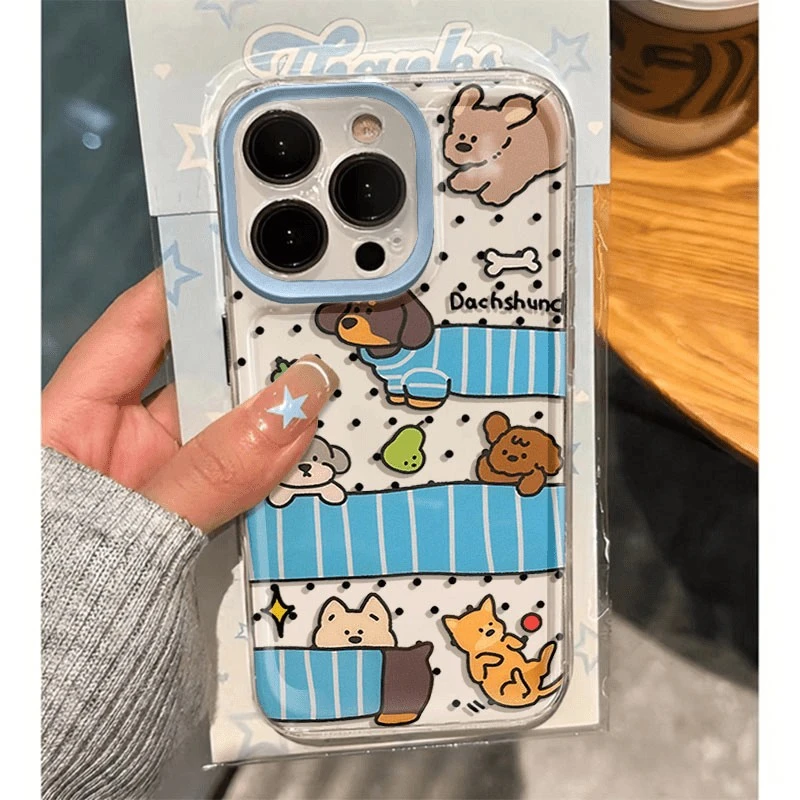 玩耍腊肠狗适用iPhone15/14/13手机壳12promax可爱16女xs苹果11xr