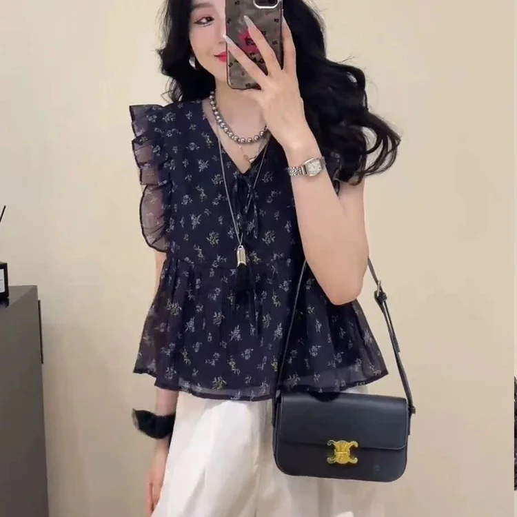 ～（姐姐家）丁达尔风复古风芭比风幂式穿搭上衣