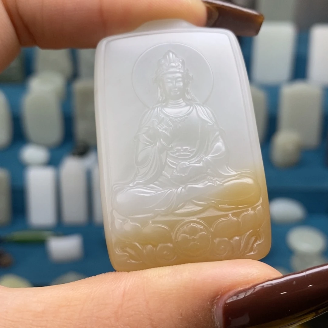 颈饰未镶嵌和田玉