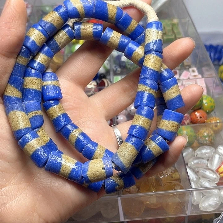 琉璃颈饰1122。 非洲琉璃一条