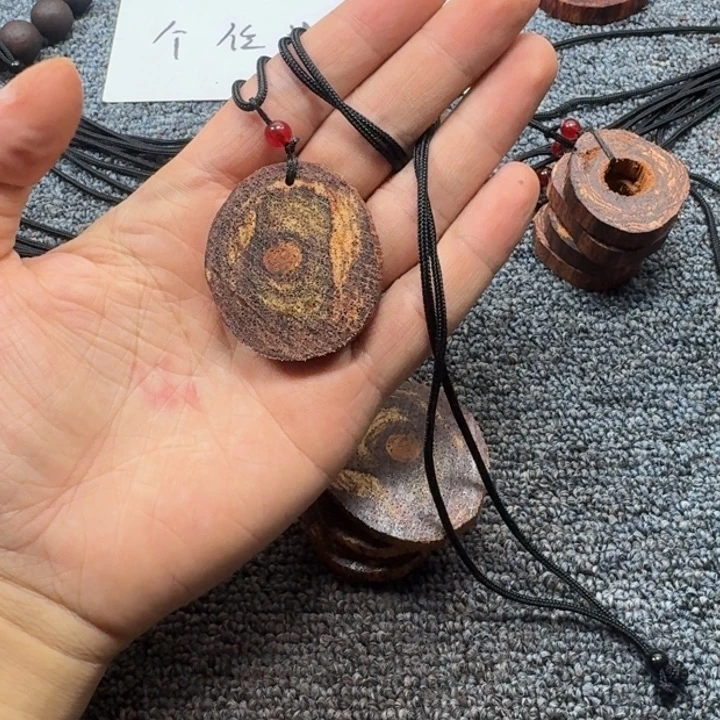 藤类03降真香随型牌子