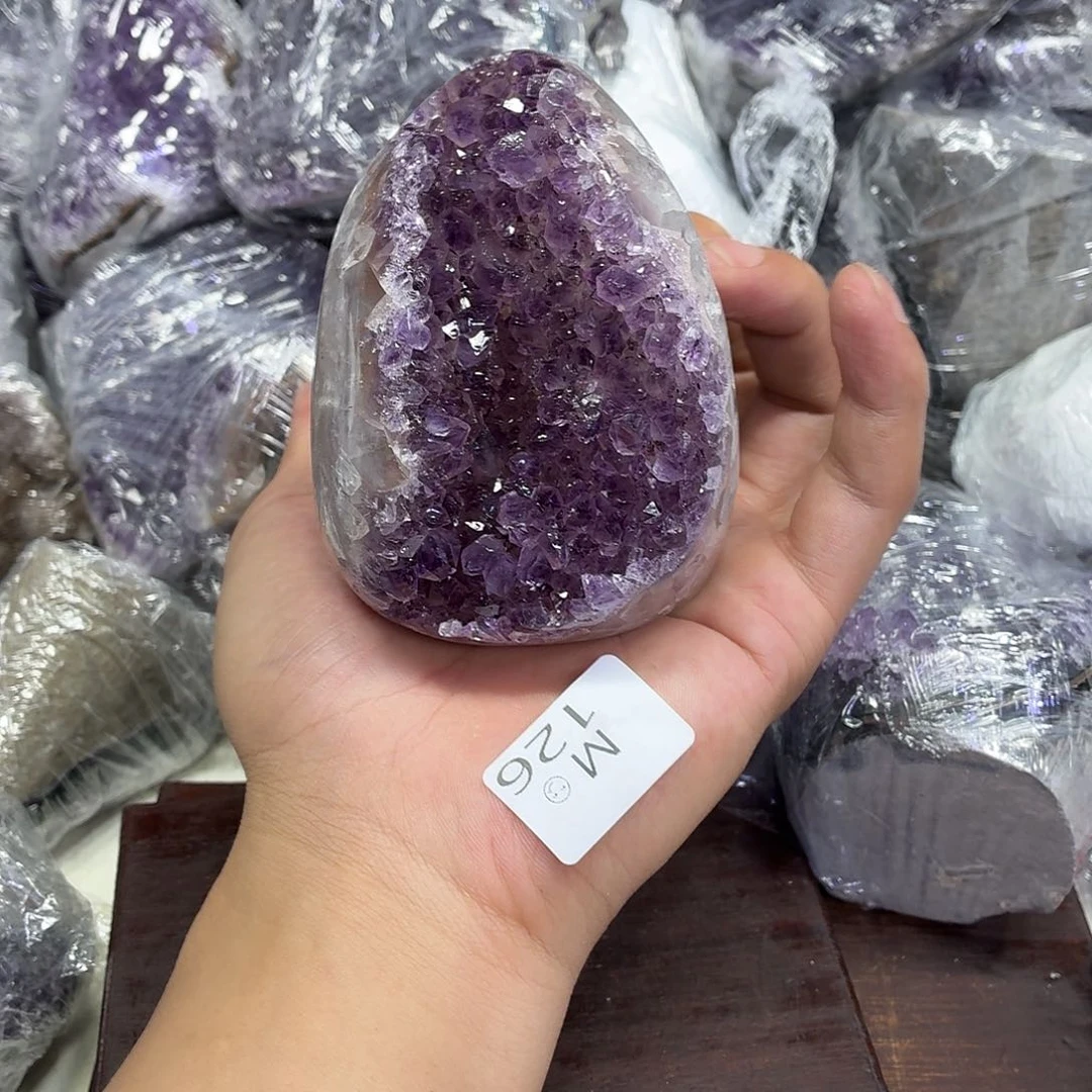 未镶嵌水晶大型摆件（非配饰）
