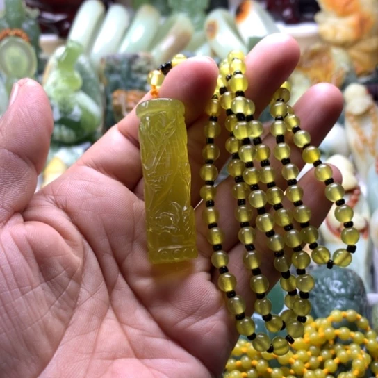 小***头蛇纹石玉未镶嵌岫玉手把件