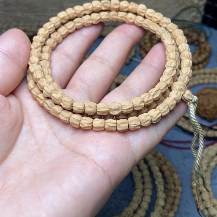 【闪购商品】吊坠柏香籽/百香籽