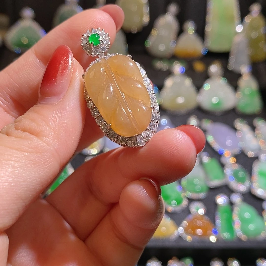 颈饰银S925镶嵌翡翠天然翡翠