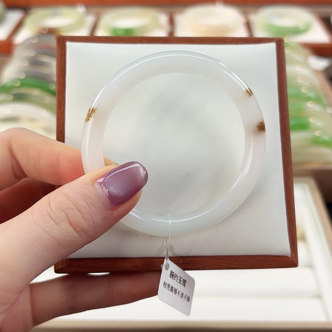 和田玉未镶嵌手镯【白玉桂花糕】