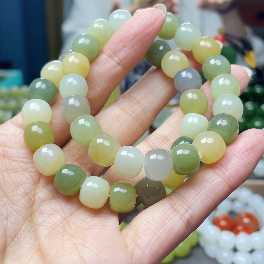 未镶嵌手链和田玉拍一发一，多样性发货