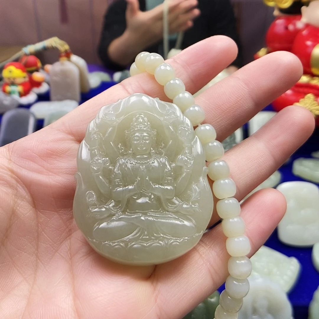 和田玉未镶嵌颈饰